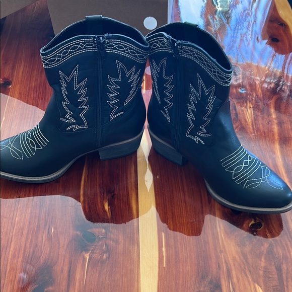 Free People Black Western-Style Women's Boots - Picture 2 of 6